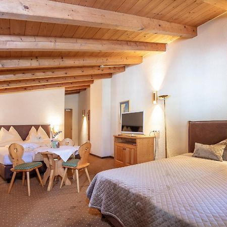 Hotel Hubertus Inkl Summer Card Sölden Zewnętrze zdjęcie