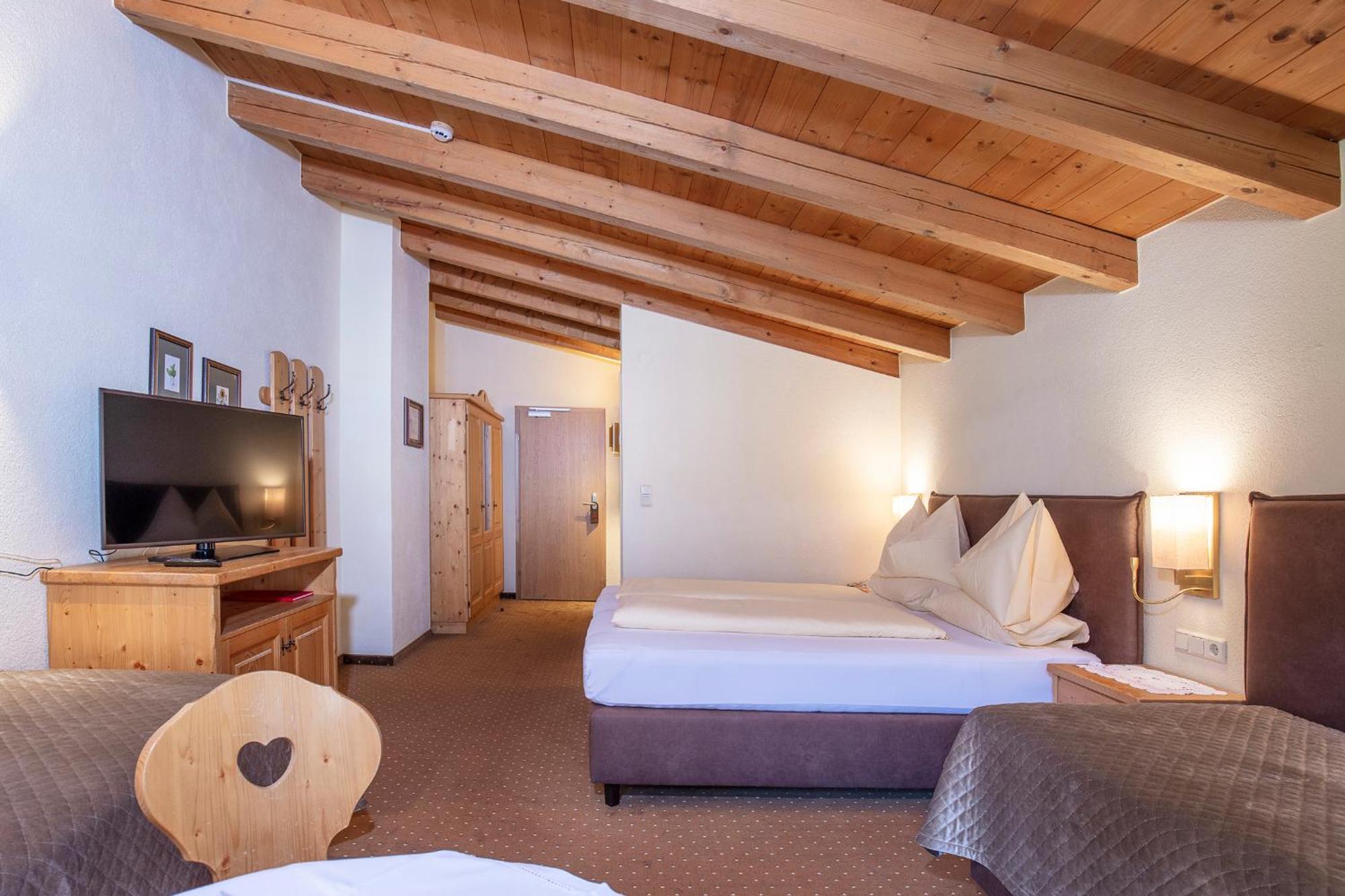 Hotel Hubertus Inkl Summer Card Sölden Zewnętrze zdjęcie
