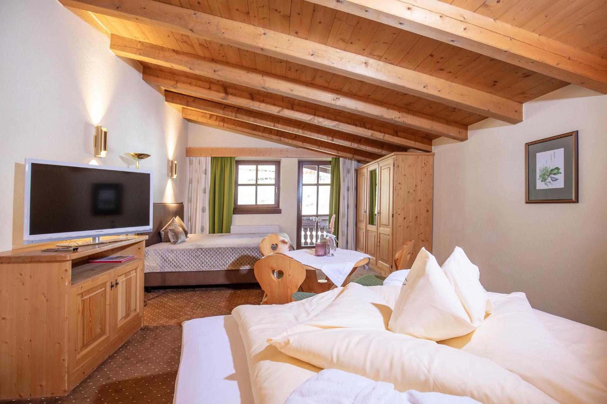 Hotel Hubertus Inkl Summer Card Sölden Zewnętrze zdjęcie