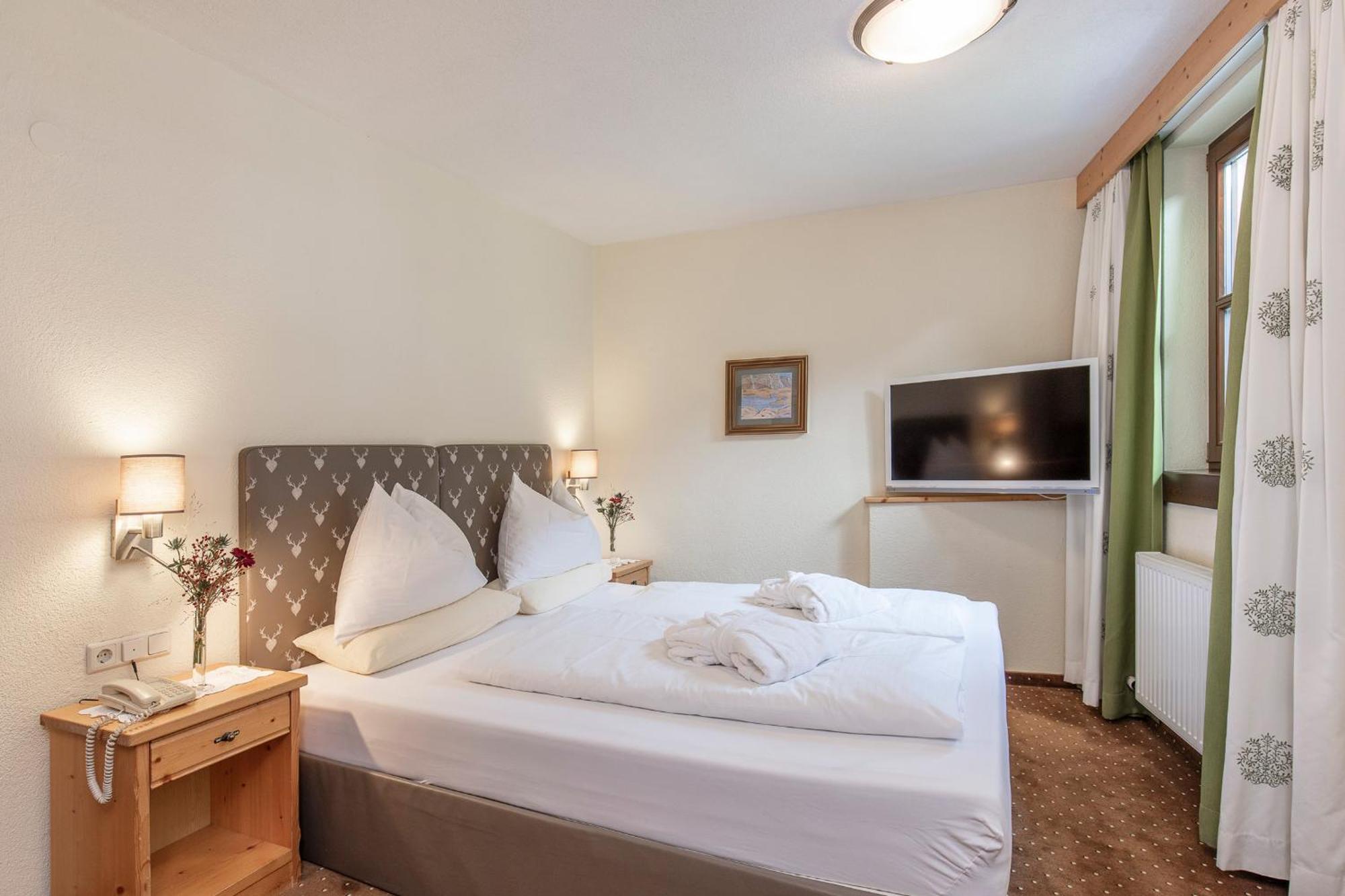 Hotel Hubertus Inkl Summer Card Sölden Zewnętrze zdjęcie
